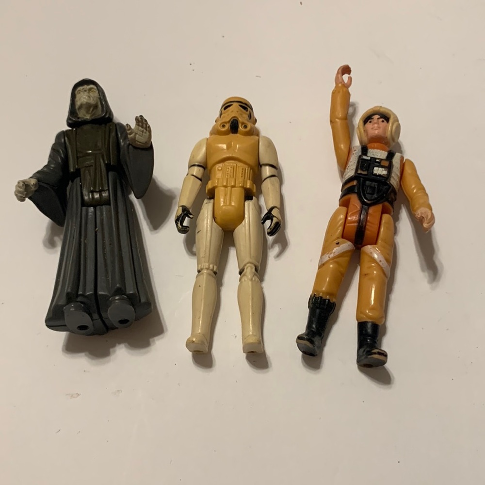 3 Vintage Star Wars Action Figures/ 4”/ 1970-1980’s